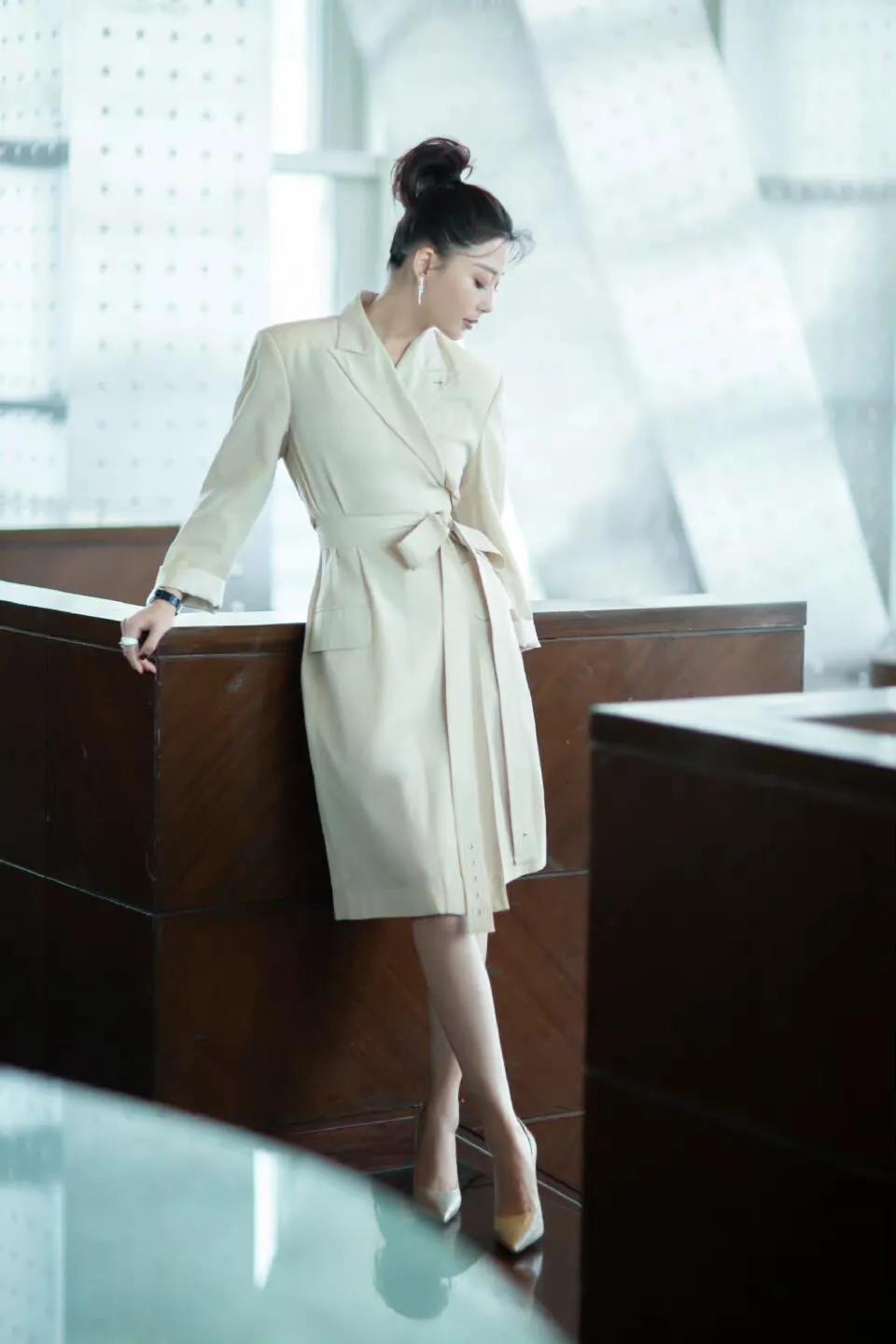 自从前夫入狱后，41岁“水蜜桃”殷桃，为何至今无人敢娶？