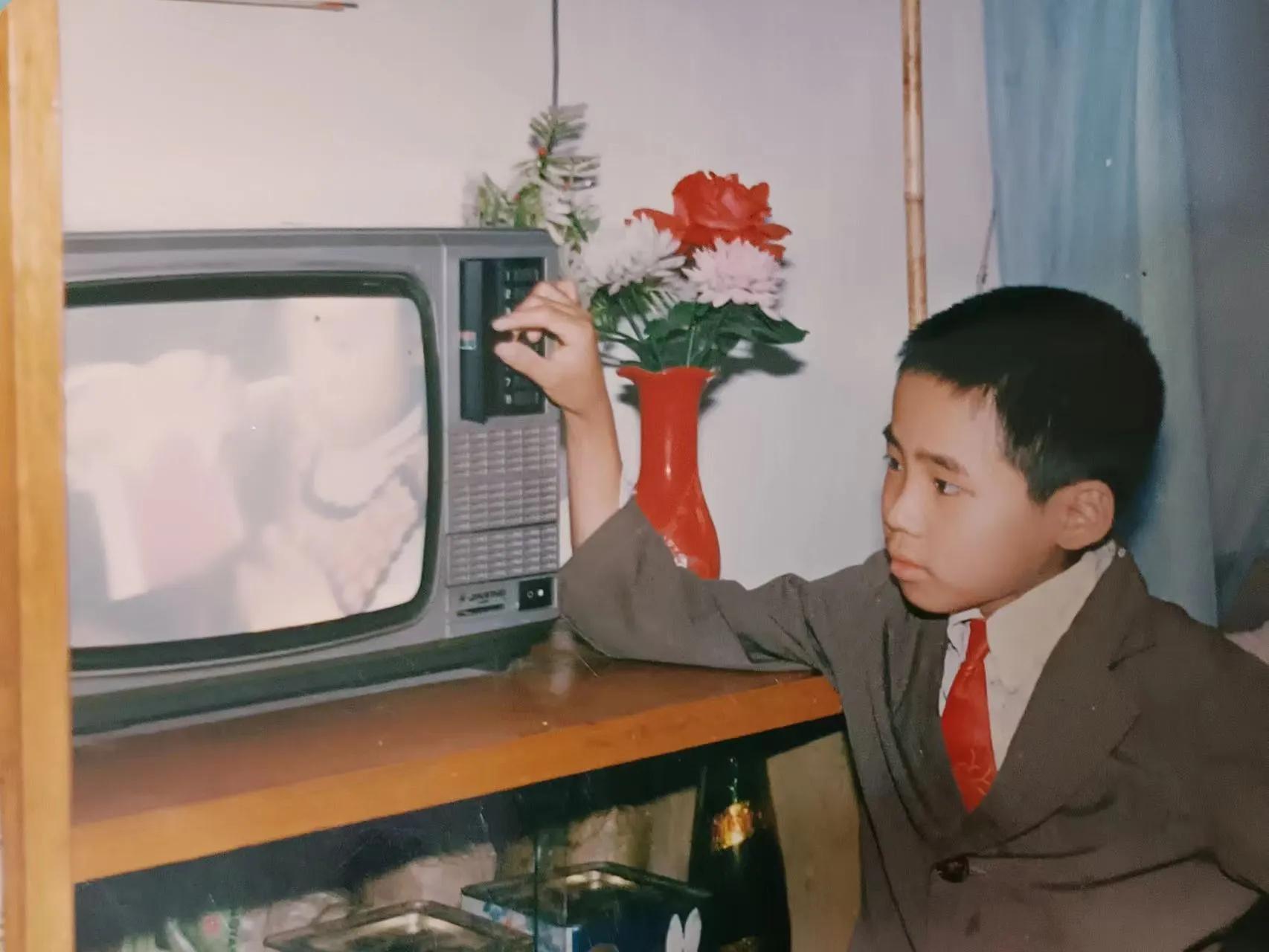 彩电组装过程,组装彩电全过程