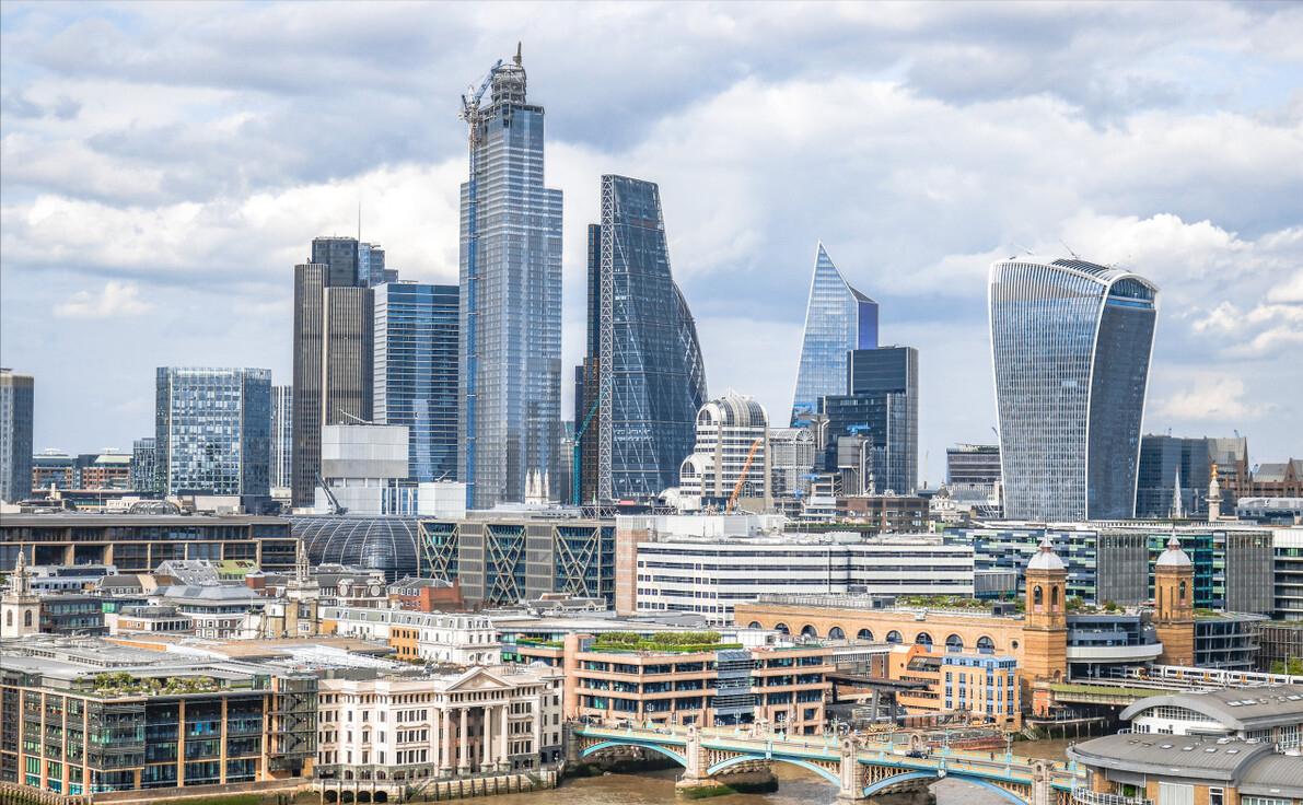 东西寄到英国有什么途径,寄包裹到英国有哪些规定