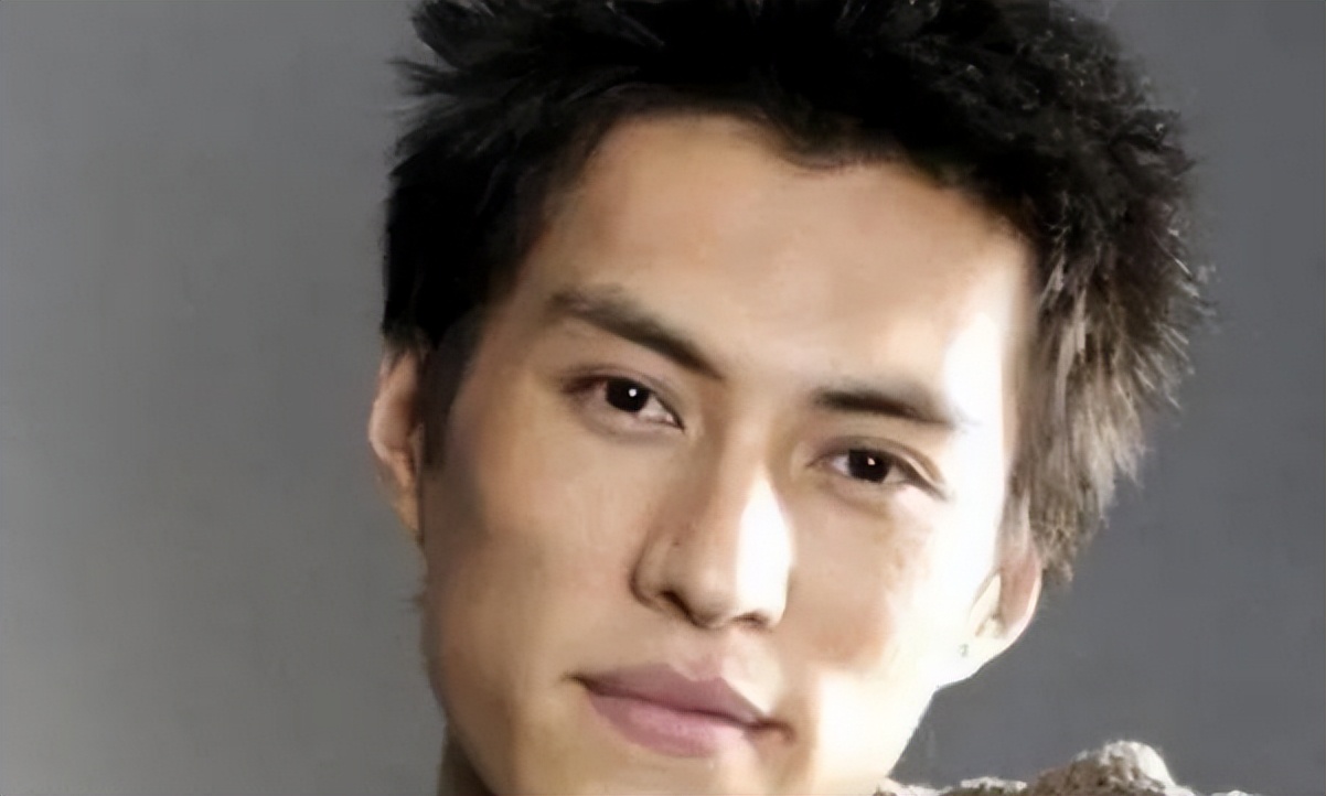 靳东职场沉稳内涵,靳东霸气回应金星