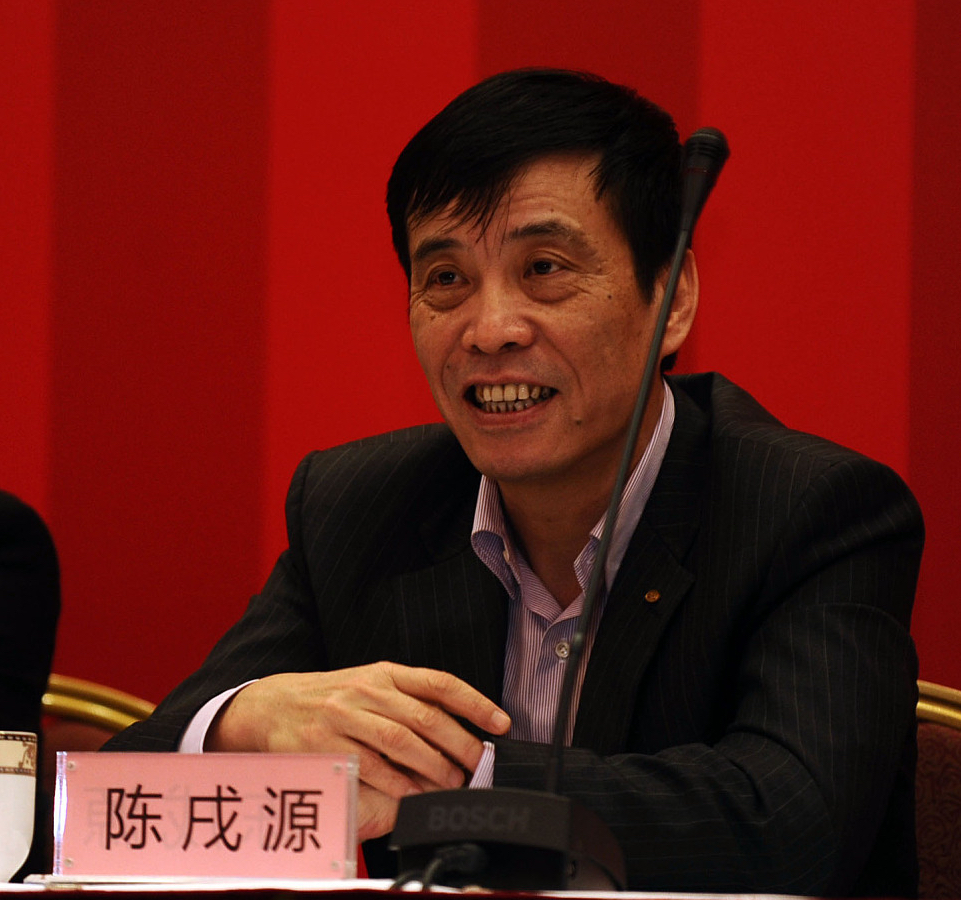 李铁案新进展，陈戌源没有受到丝毫影响，还担任青训主任