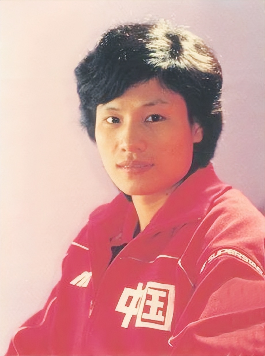 女排队员袁伟民近况,女排袁伟民近况