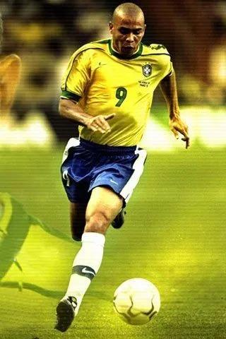 伊布在米兰几个冠军,伊布回归米兰进了几个球