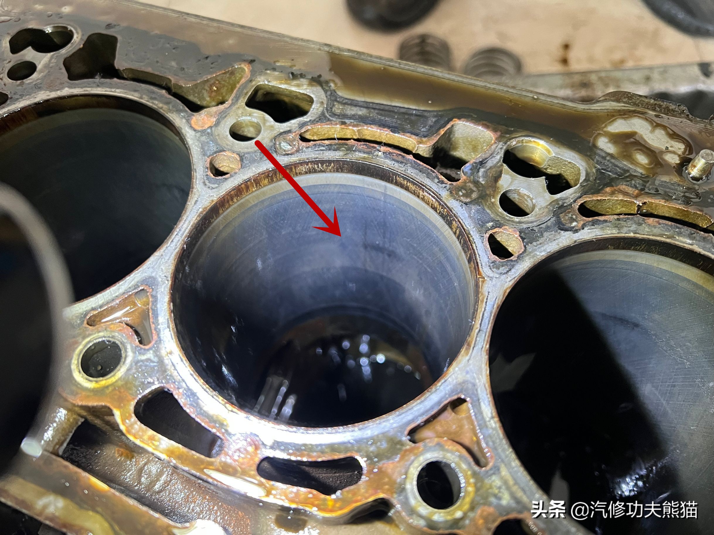 奥迪q5三代ea888烧机油是怎么回事,奥迪q5三代ea888不烧机油