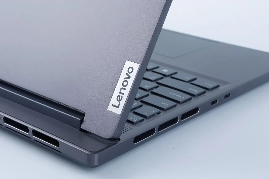 搭载rx7700系列显卡笔记本,联想拯救者r7000p和r9000p哪个好