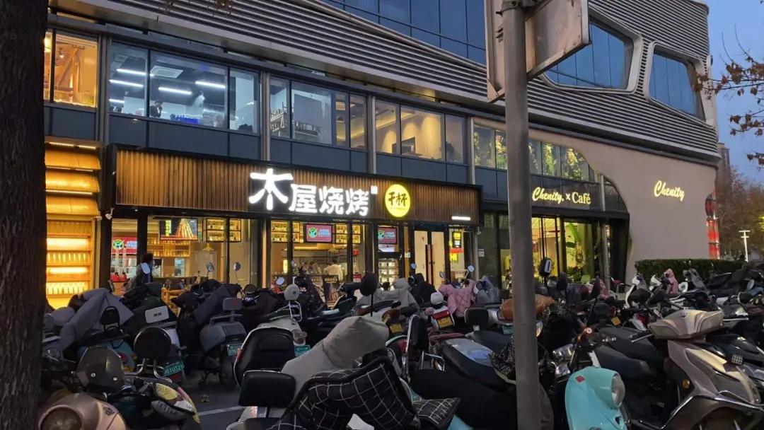 盘点最近倒闭的餐饮大牌,三四线城市崛起的餐饮品牌