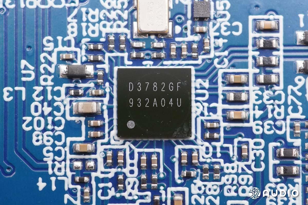 飞利浦耳机fideliol3对比索尼,飞利浦fideliot1