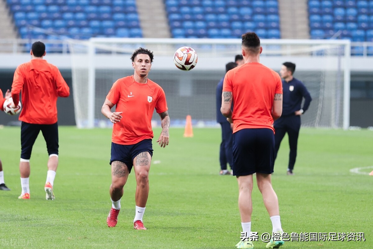 崔康熙什么时间执教泰山队,崔康熙泰山训练视频