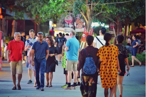 2023商业破局与新生,大悦城未来价值分析