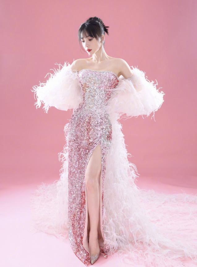 关晓彤于文文同框,于文文和关晓彤同框