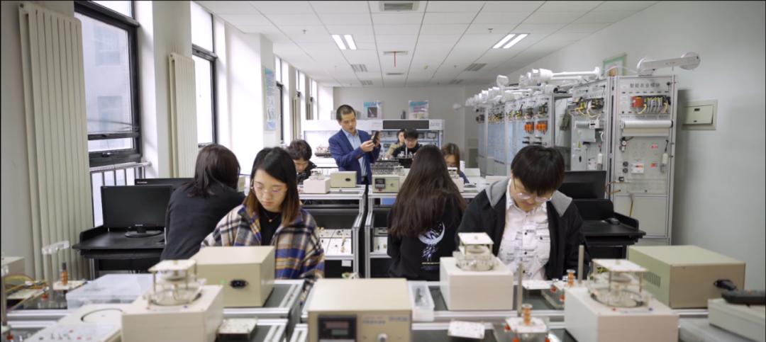 想高薪进华为需上什么大学和专业,学什么专业进阿里华为