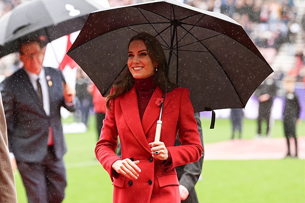 凯特王妃穿橄榄绿,凯特橄榄绿