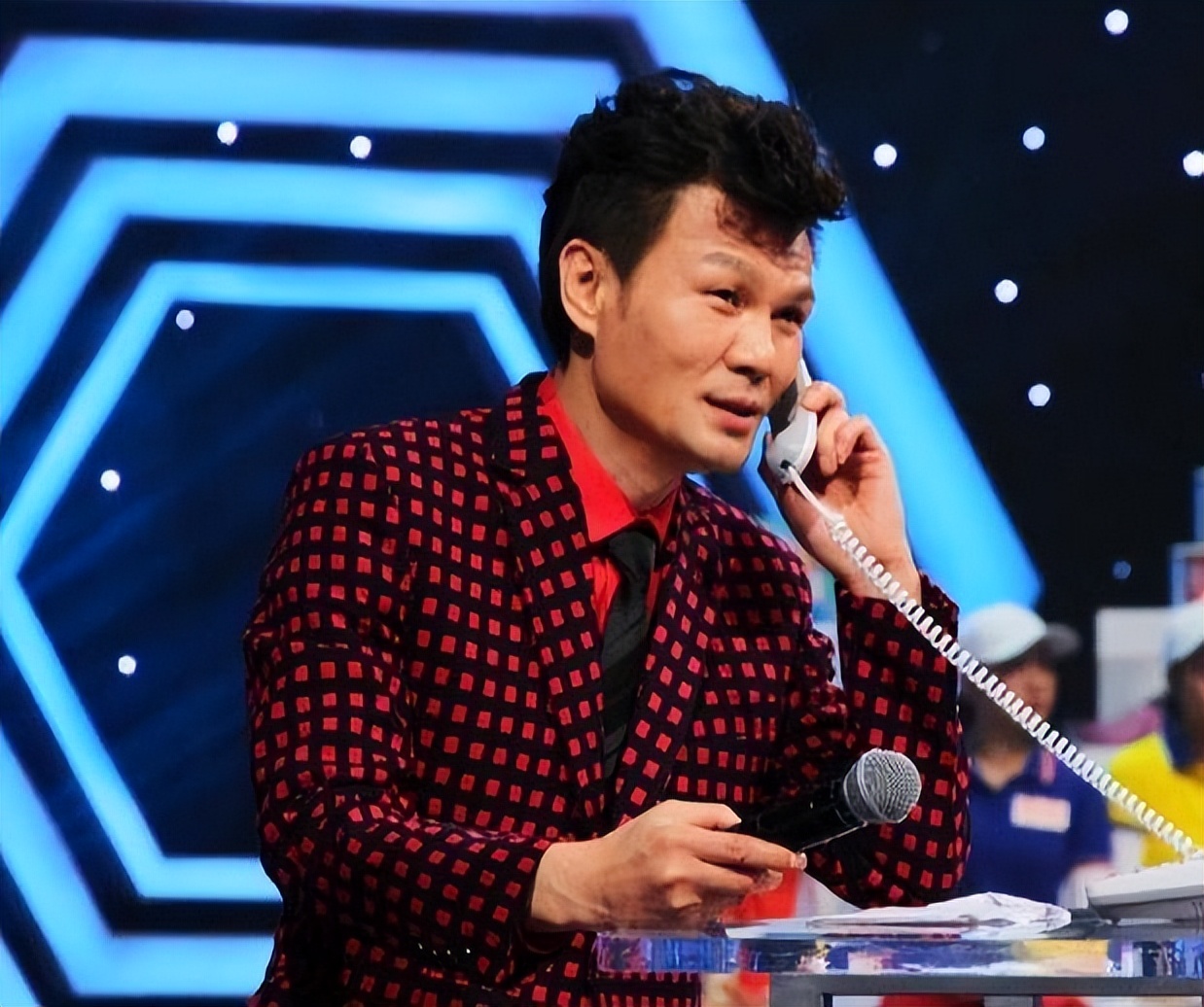 主持人李彬人还在吗,主持人李彬的相声