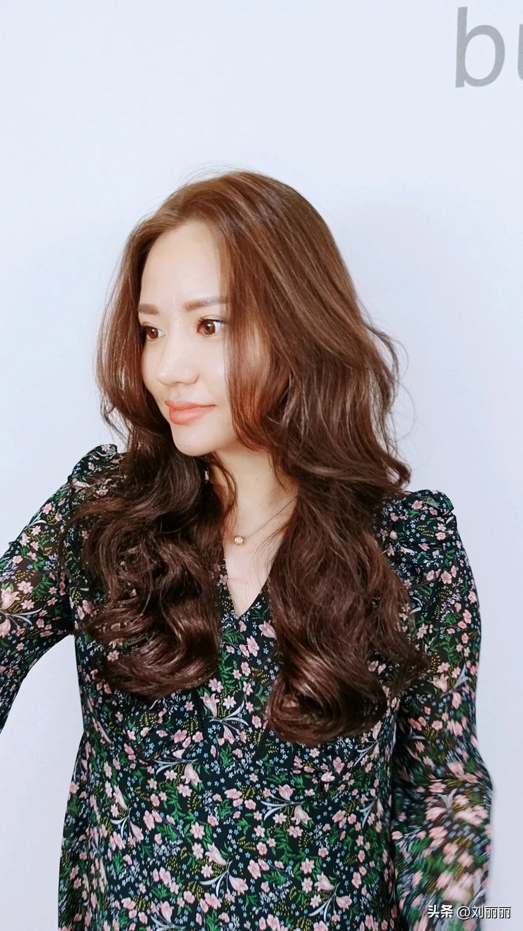 瘦脸显得年轻有气质的发型,高效变美的4款发型让你更迷人