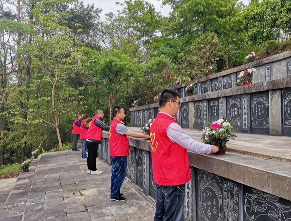 00后都选择了什么职业,00后男生职业选择