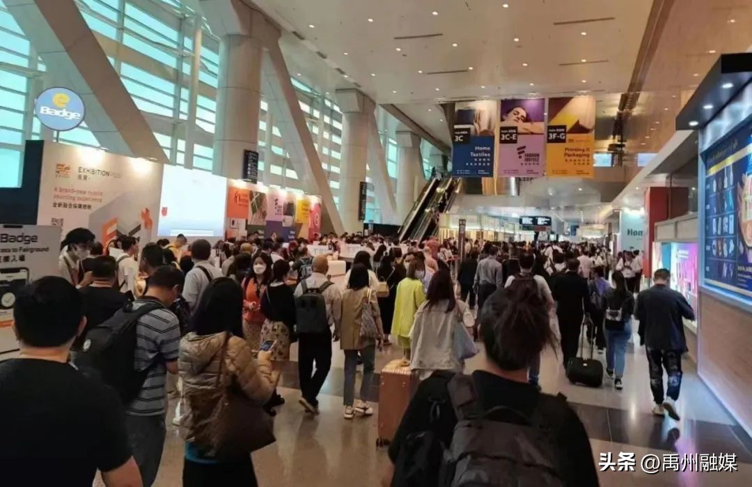 河南“特色”非遗产品钧瓷走进繁华璀璨的香港