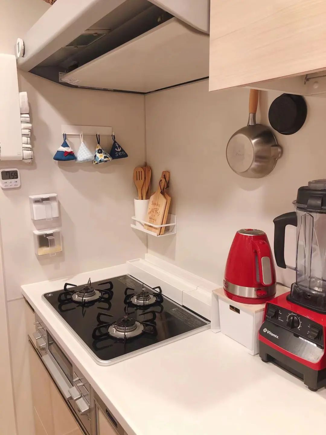 珐琅板优缺点浴室能用珐琅板么,珐琅板和岩板哪个好求回答