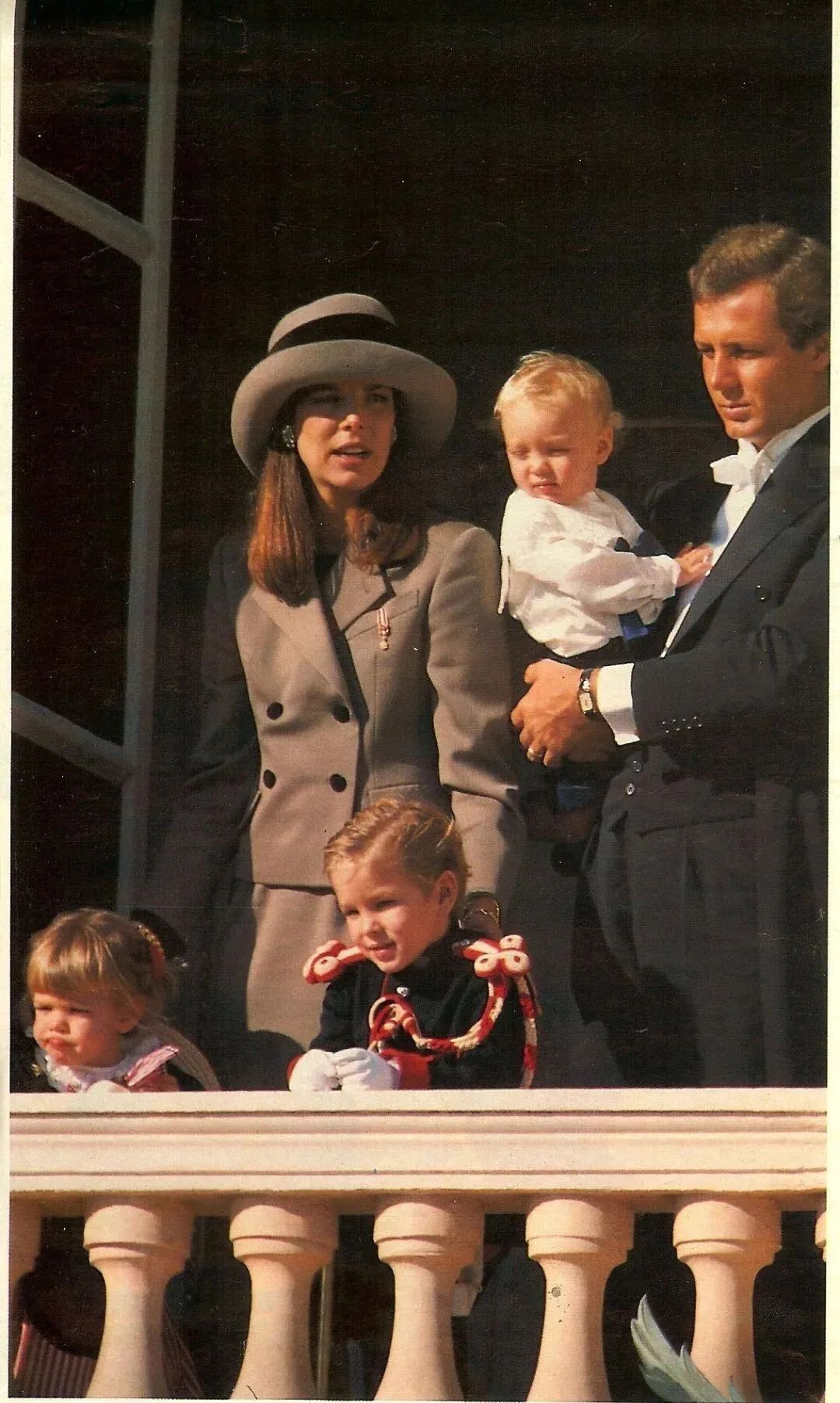 三婚仍嫁错？美了一辈子的摩纳哥公主为何也难逃渣男？