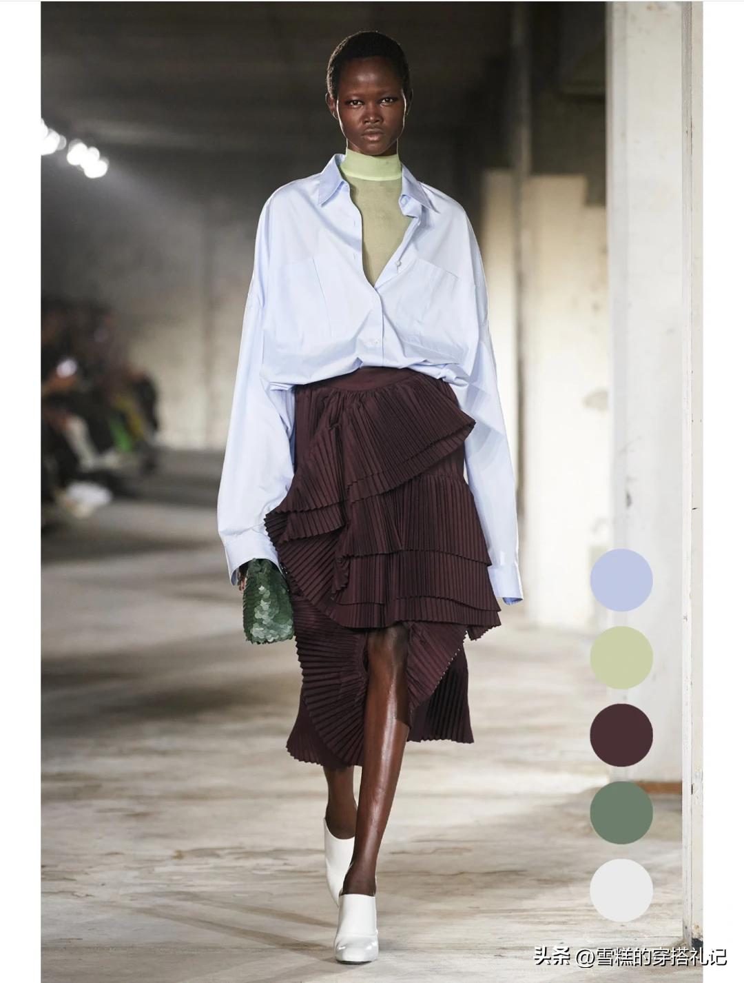 皮肤黑黄的女生穿杏色好看吗,皮肤黑黄适合穿什么色显白