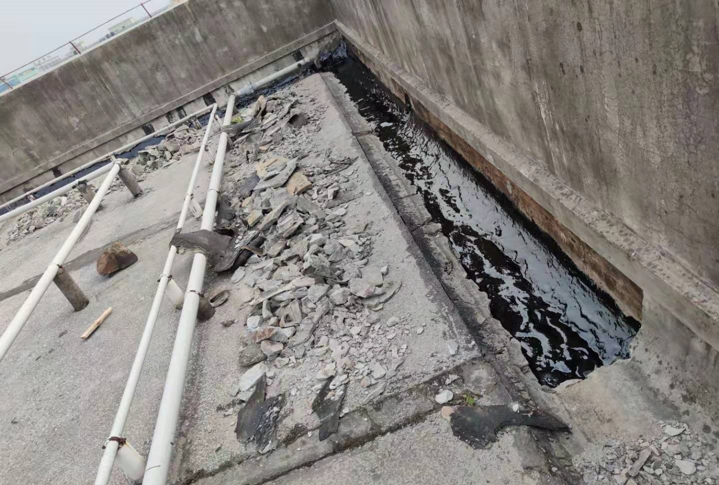 平房顶裂缝漏水补漏专用液,广州平房防水补漏推荐哪家