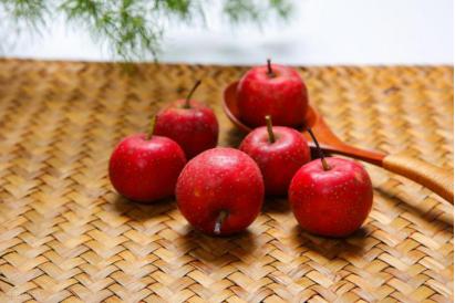 水果摊这三种水果不要买,冬天买水果这4种水果不要买