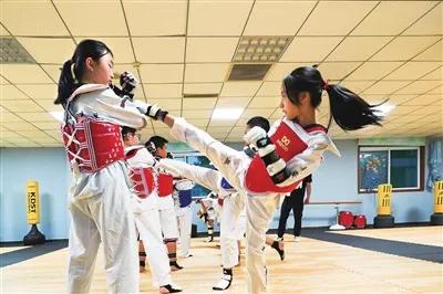 六一快乐全家总动员,六一开场舞蹈欢乐总动员