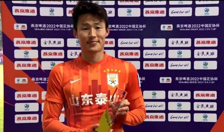 泰山队与申花队首发预测,泰山对申花比赛海报