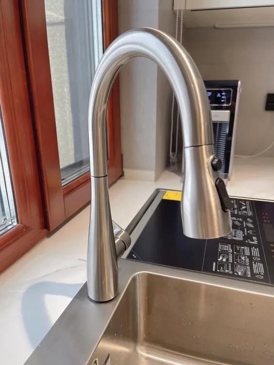 厨房抽拉式龙头到底好不好用,抽拉式厨房龙头两种出水模式