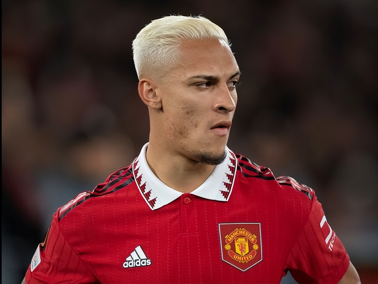 曼联1亿买安东尼值不值,曼联1亿买一个对手