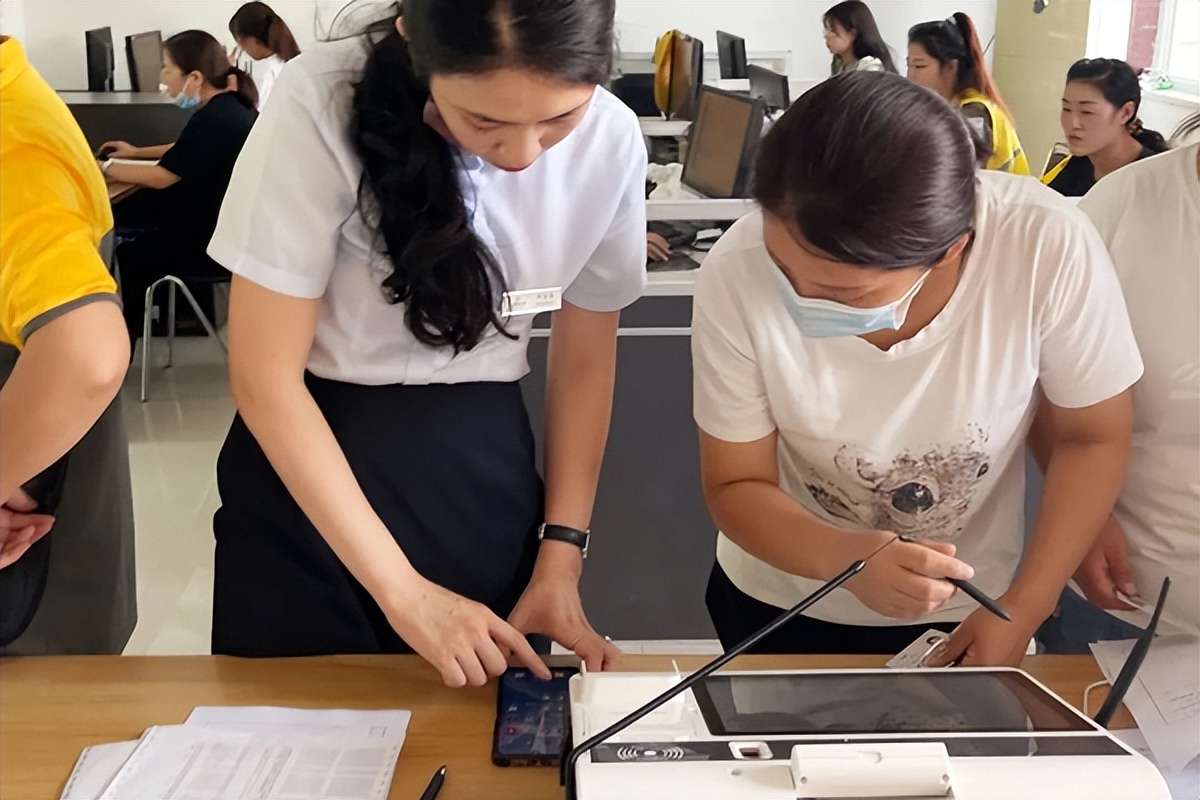 闀挎不婕虫辰鍐滃晢閾惰闀垮叴鍖楄矾鏀,灞辫タ閾惰闀挎不鍒嗚闀垮叴鍖楄矾鏀