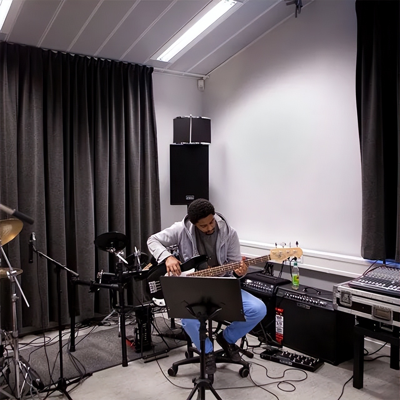 人性化监狱设计感,乌托邦牢房