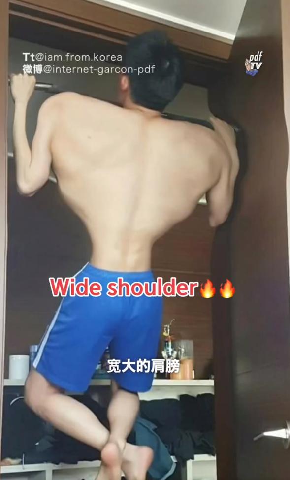 现在流行宽肩,韩国流行宽肩