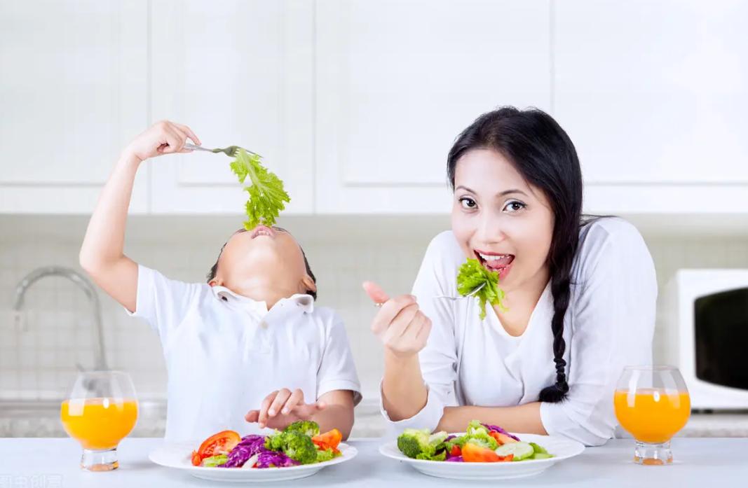 男孩想长到180各年龄阶段身高标准,男孩到了20岁还能长高吗