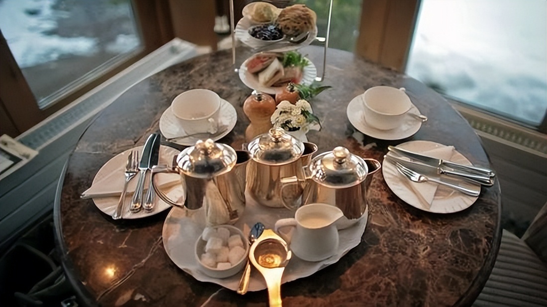 痛心的技术泄密：英国*子骗**从中国偷走两种树苗，中国损失百亿纹银