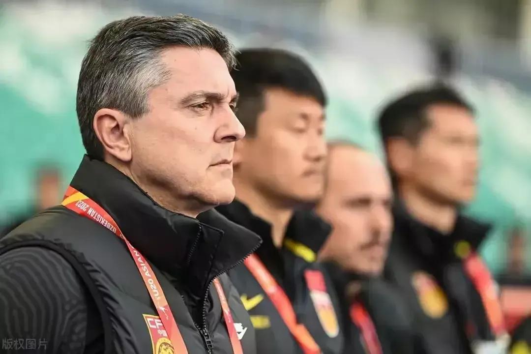 安东尼奥谈中国足球青训,采访马拉多纳谈中国足球