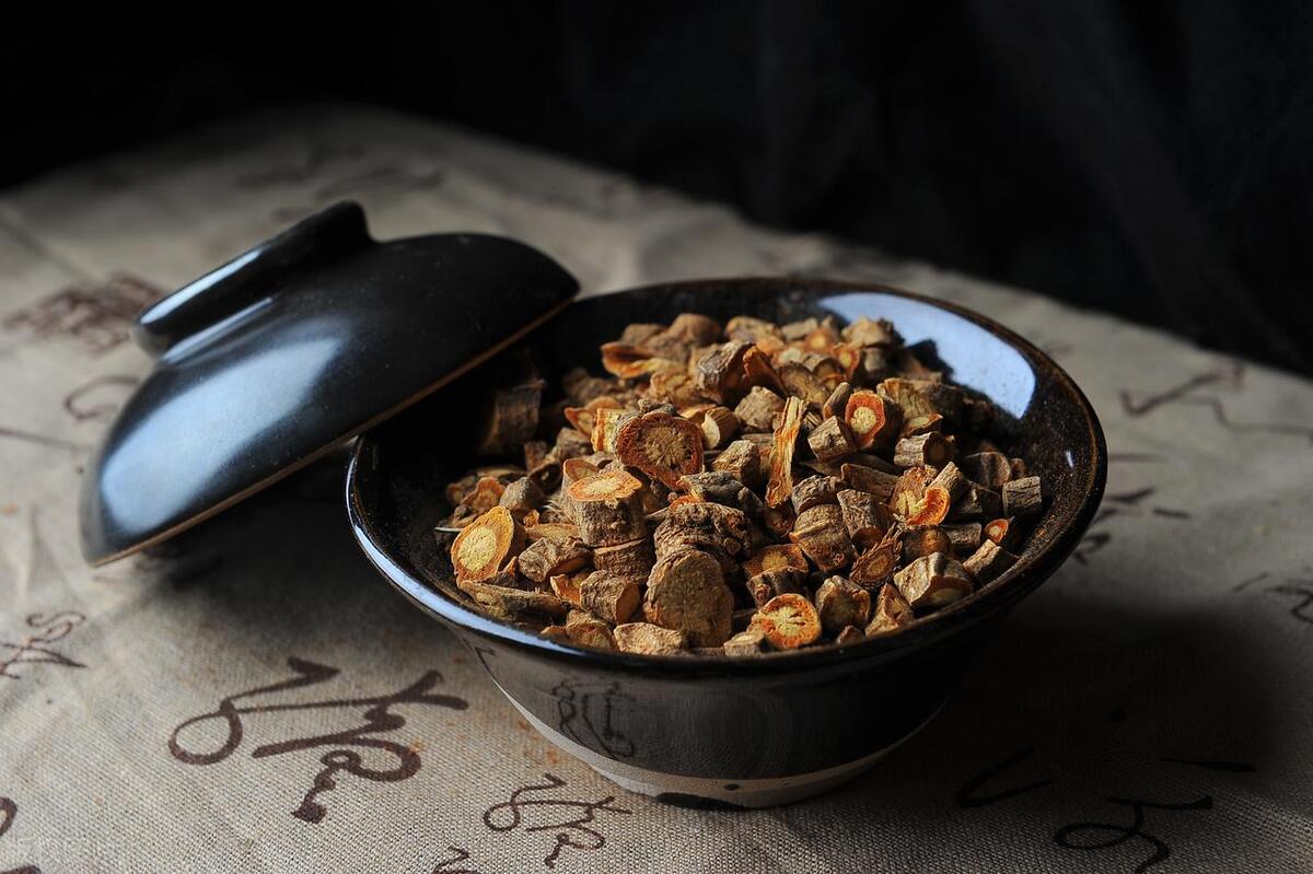 牛皮癣中医辨证分型验方,寒湿牛皮癣经方怎么治