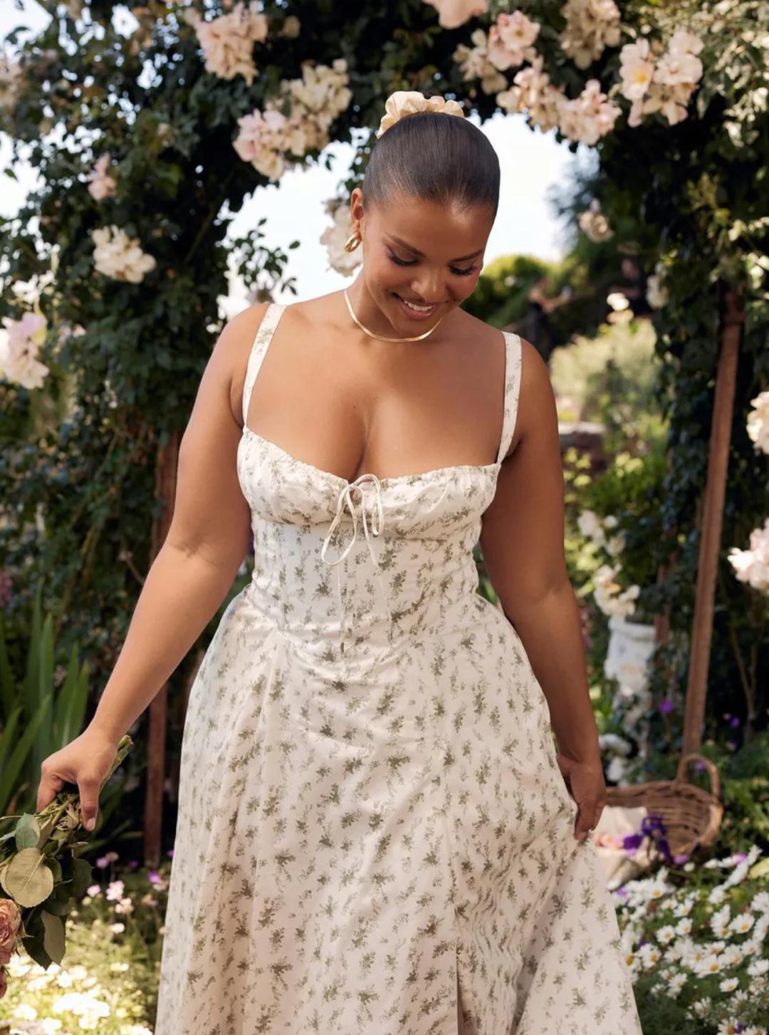 155微胖小个子连衣裙500多的,155微胖女生连衣裙2件套小碎花