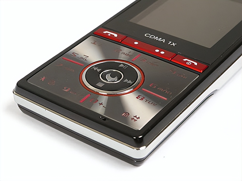 酷派全魔王手机外观,酷派2012年粉色手机