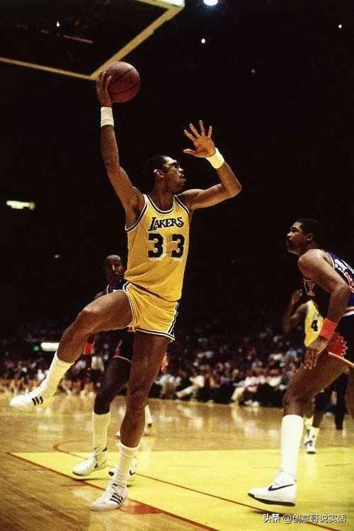 梦幻脚步奥拉朱旺詹姆斯,奥拉朱旺和詹姆斯同时选秀