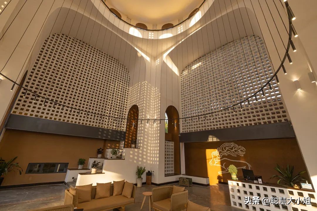 *疆新**，美到封神！配得上“她”的民宿有多少？