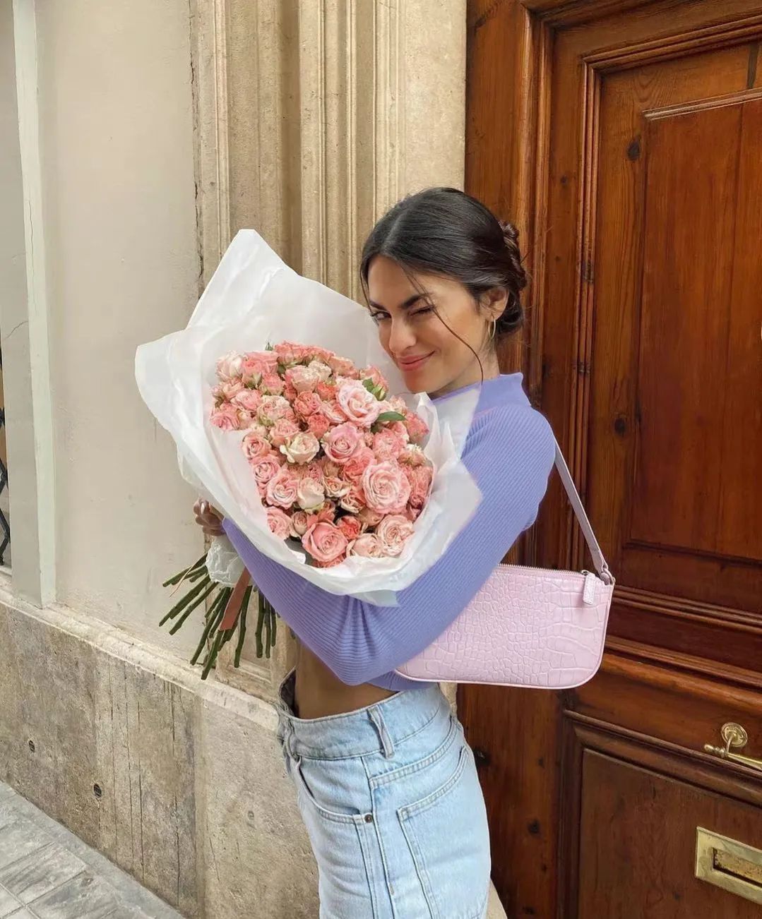 紫色穿了显老气吗,紫色怎么穿有小众感