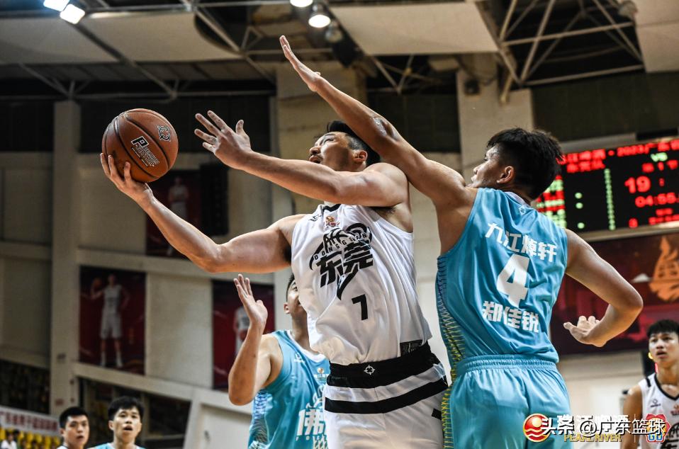 广东男篮12进8赛程,珠江啤酒男篮赛程