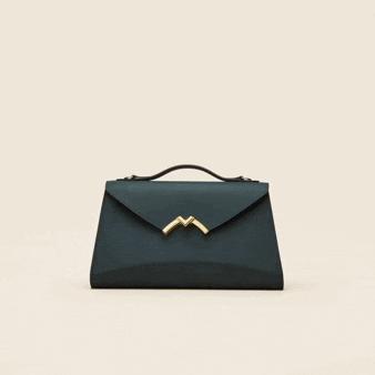 包包百搭老钱风,最近流行的10款包包