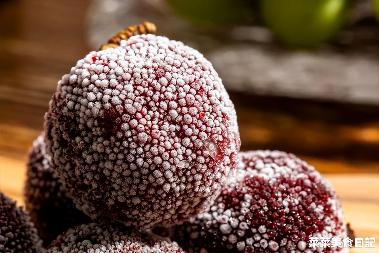 雪糕贵到吃不起？这篇《花式冻水果指南》必须狠狠码住