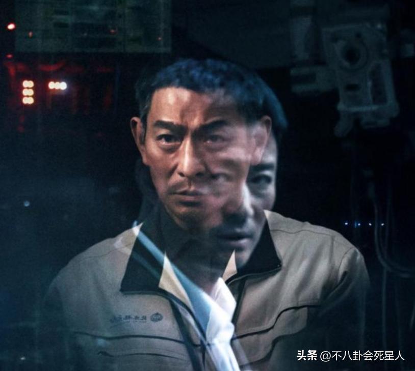 黄渤当过几年配角,黄渤退出娱乐圈了吗