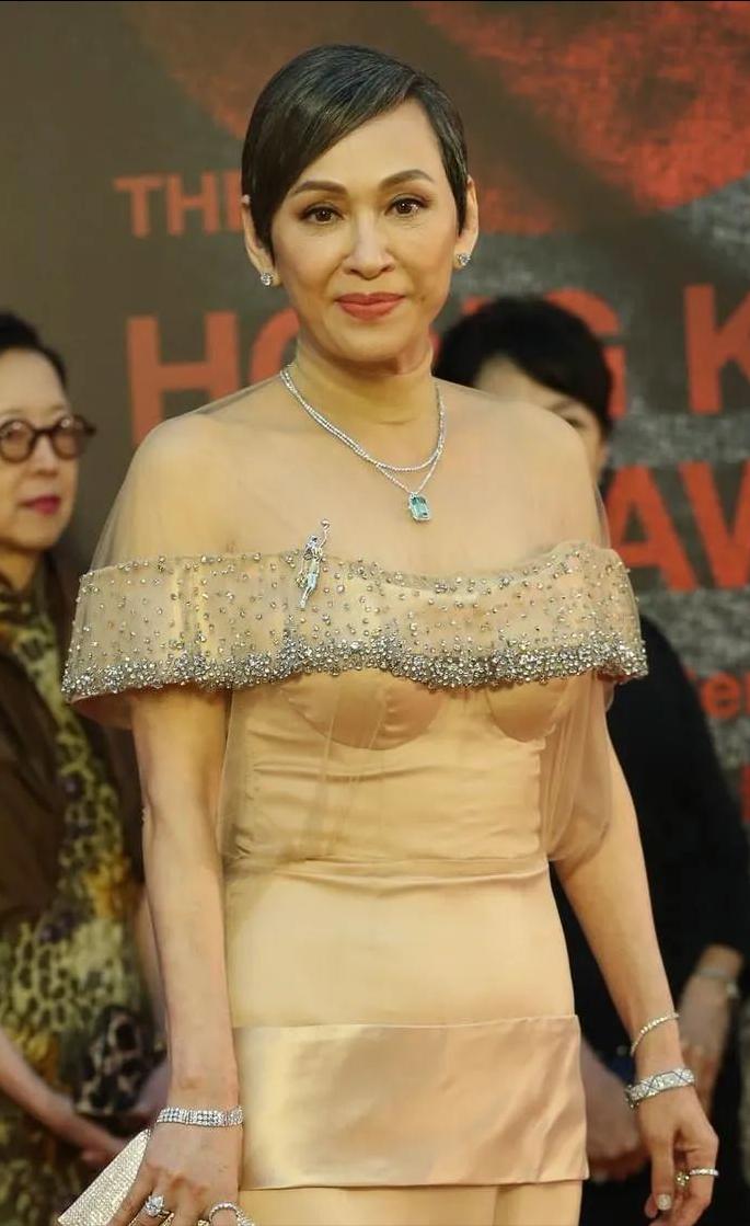 周润发前妻晒照,周润发前妻太时髦