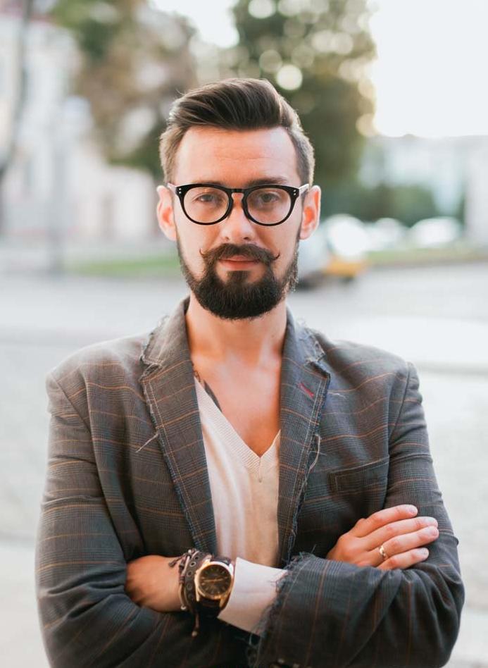 10大眼镜镜片品牌排行,值得推荐的眼镜网店