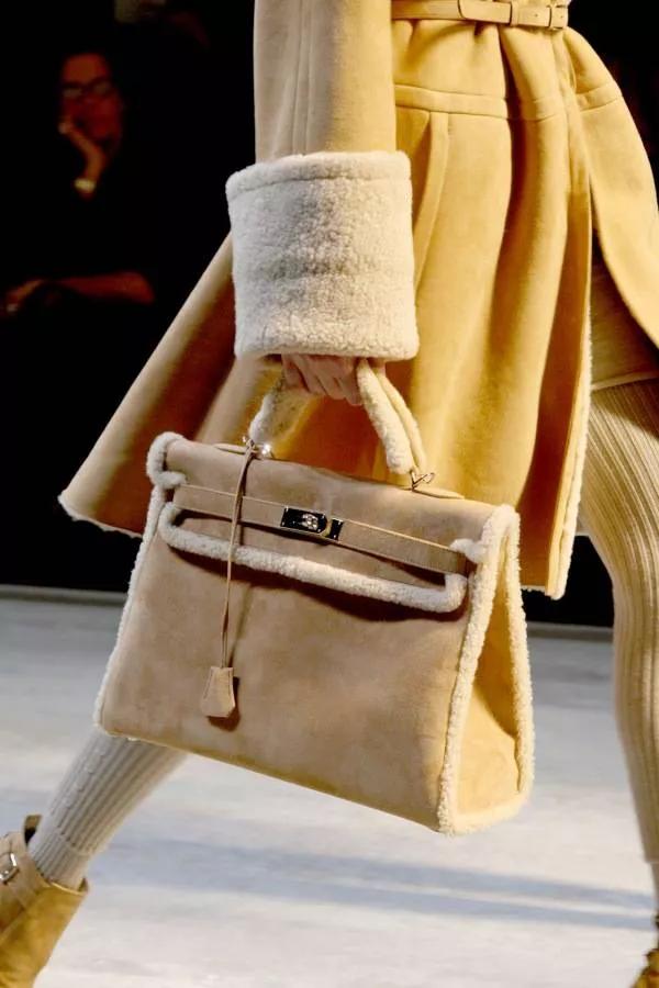 永远不过时经典的包包款式,十几年不会过时的包