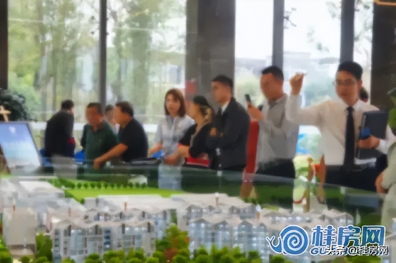 楼市库存压力大、房子卖不动，公务员也背上了“卖房”任务