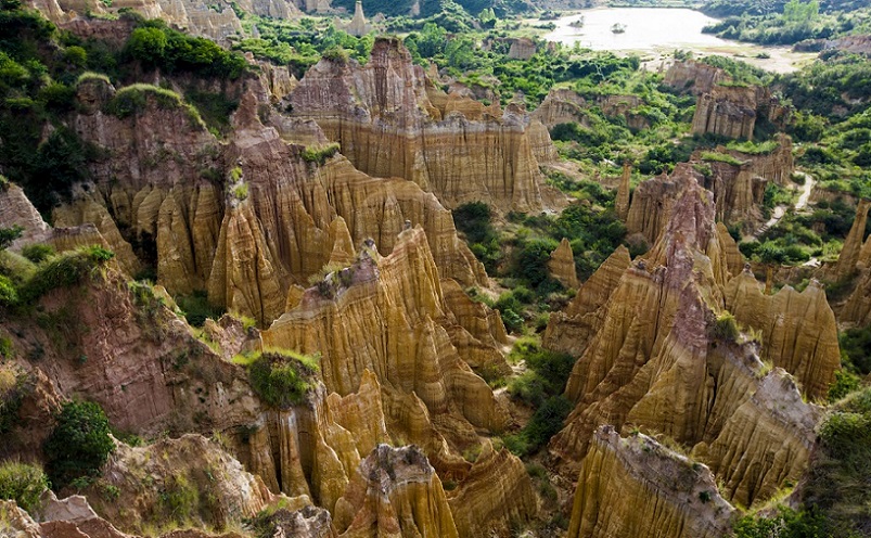 云南建水旅游十大必去景点,云南丽江十大旅游景点